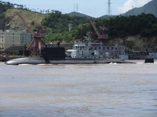 Tàu ngầm lớp Nguyên Trung Quốc trang bị hệ thống AIP (theo báo Phương Đông TQ)